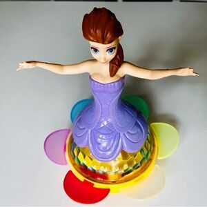Elsa / Ana  Light up Princess Spinning Toy